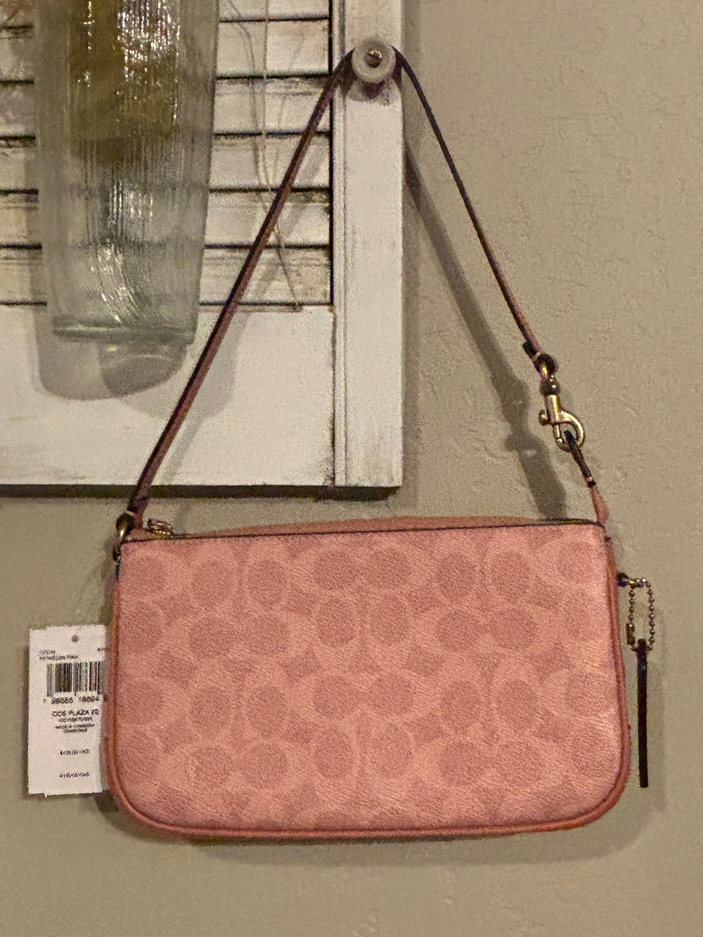 Coach Pink Melon Plaza 22 Bag Signature Print Wristlet Clutch. NEW 🌸